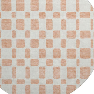 HomeRoots 8' Peach and Ivory Geometric Round Rug - Washable, UV Protected, Stain Resistant for Modern Spaces 669297