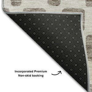 HomeRoots 8' Taupe and Ivory Geometric Round Rug – Washable, UV Protected, Perfect for High-Traffic Areas! 669315