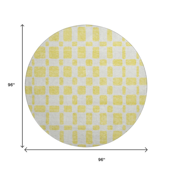 HomeRoots 8' Yellow and Beige Geometric Round Rug - Washable, UV Protected, Durable Design for High-Traffic Areas 669333