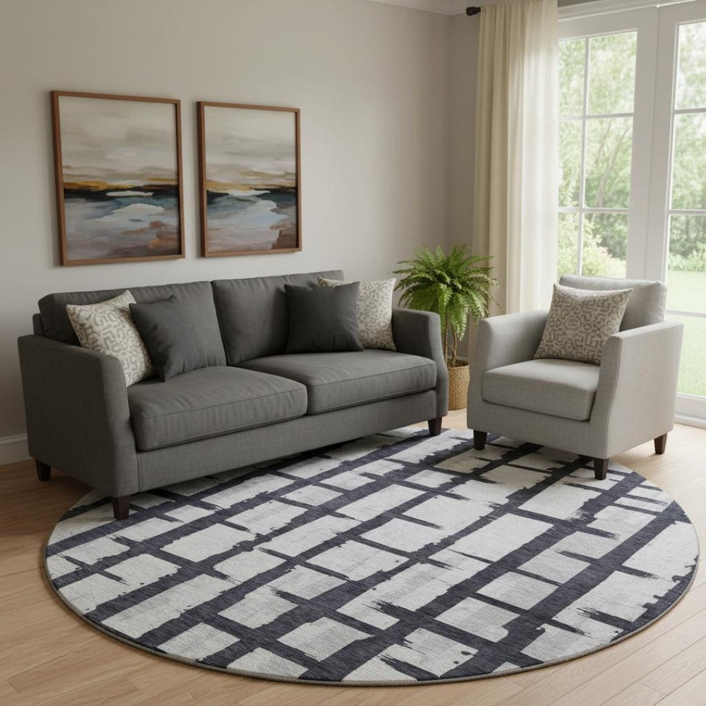 HomeRoots 8' Black and Silver Striped Washable Round Rug - UV-Protected, Stain-Resistant, Perfect for Any Room! 669345
