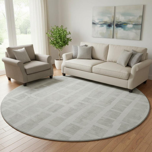 HomeRoots 8' Ivory and Beige Striped Washable Round Rug with UV Protection - Durable, Low-Maintenance Style for Any Space 669375