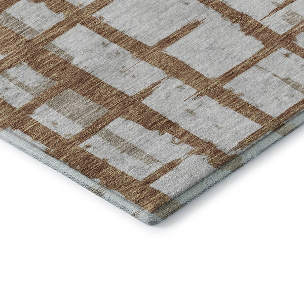 HomeRoots 8' Washable Round Rug in Rust & Beige Stripes - Durable, UV-Protected, Ideal for Homes with Kids & Pets 669387