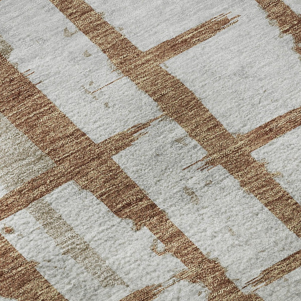 HomeRoots 8' Washable Round Rug in Rust & Beige Stripes - Durable, UV-Protected, Ideal for Homes with Kids & Pets 669387