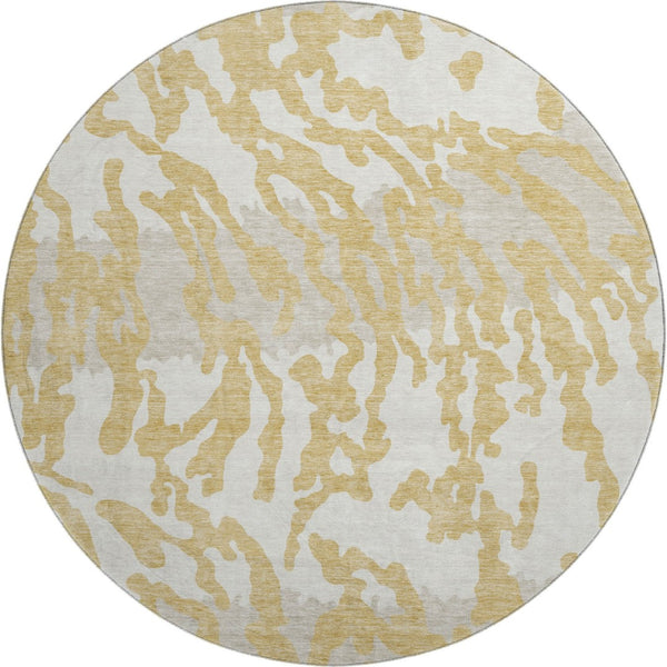HomeRoots 8' Gold and Ivory Animal Print Round Rug - Washable, UV Protected, Stylish & Durable for Busy Homes 669435
