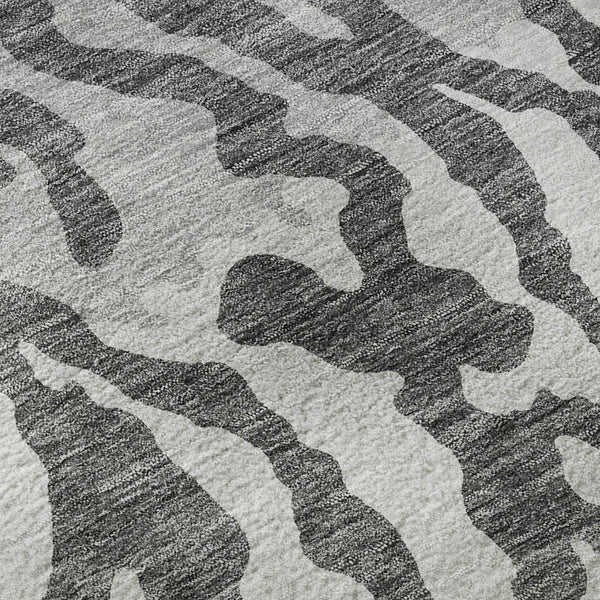HomeRoots 8' X 10' Gray & Ivory Animal Print Washable Area Rug - Stylish, Durable, UV Protected for Any Room 669442