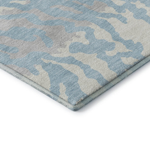 HomeRoots 8' Sky Blue & Ivory Animal Print Washable Round Rug - Durable, Stain Resistant & UV Protected Design 669477