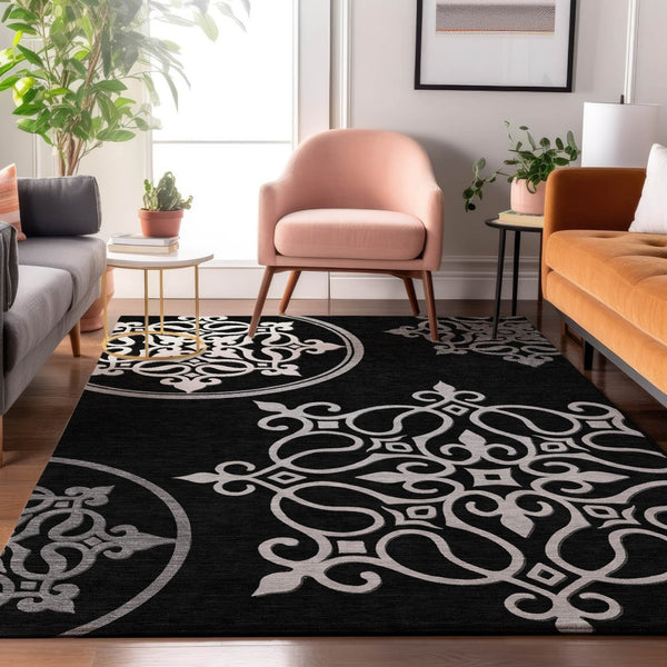 HomeRoots 5' X 8' Black And Ivory Floral Medallion Washable Area Rug - Durable, Stylish & UV Protected Design 669500