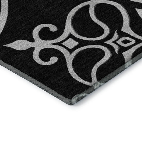 HomeRoots 5' X 8' Black And Ivory Floral Medallion Washable Area Rug - Durable, Stylish & UV Protected Design 669500