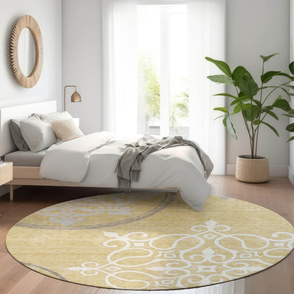 HomeRoots 8' Gold Ivory Gray Floral Medallion Washable Round Rug - Durable, UV-Protected & Stylish Decor Piece 669513