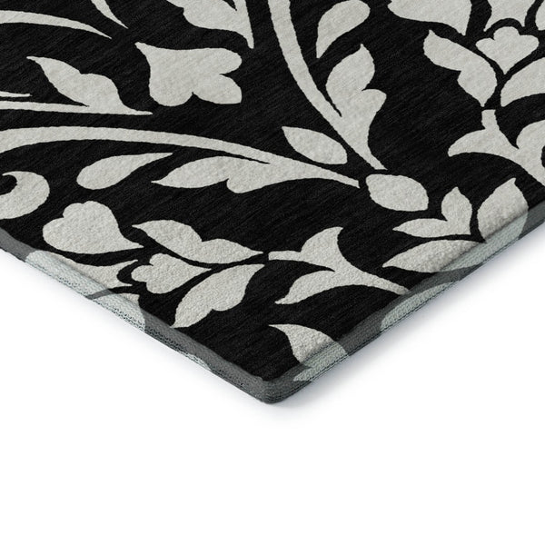 HomeRoots 8' X 10' Black and Ivory Floral Area Rug - Washable, UV Protected, Stain Resistant & Stylish Decor Solution 669586