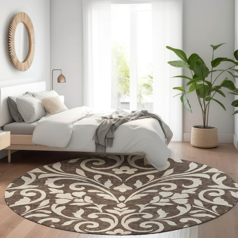 HomeRoots 8' Chocolate and Beige Floral Round Rug – Washable, UV Protected, & Ideal for Homes with Kids & Pets! 669591