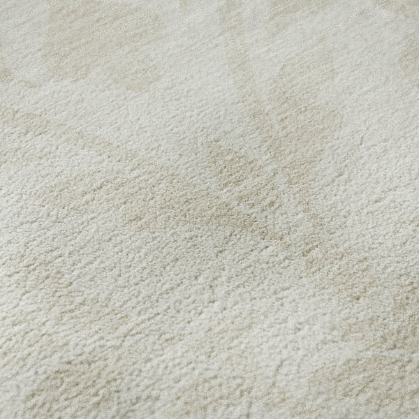 HomeRoots 8' Ivory and Beige Floral Round Rug - Washable, UV-Resistant, Perfect for High-Traffic Areas! 669615