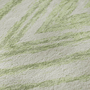HomeRoots 8' Artichoke Green & Beige Abstract Washable Round Rug - UV Protected, Stain-Resistant Design! 669669