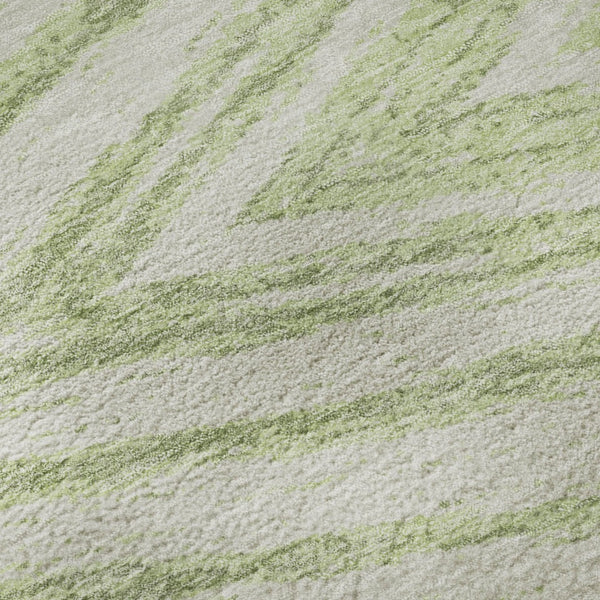 HomeRoots 8' Artichoke Green & Beige Abstract Washable Round Rug - UV Protected, Stain-Resistant Design! 669669