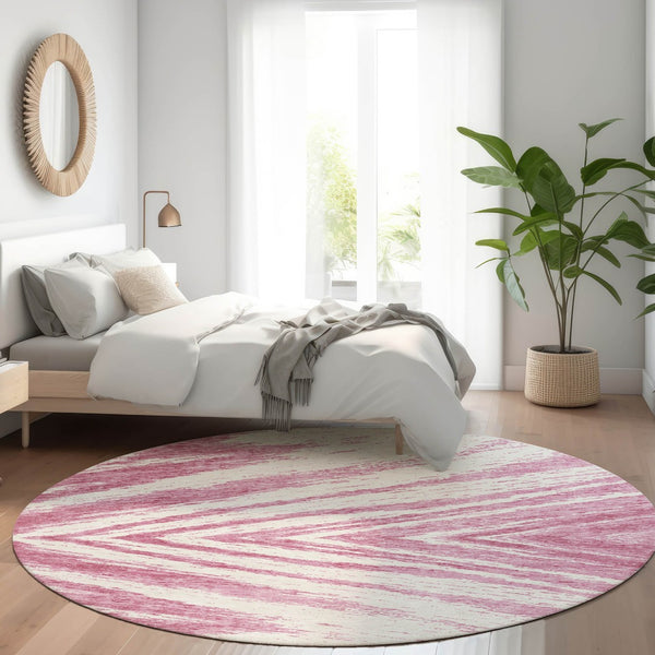 HomeRoots 8' Blush & Beige Abstract Round Rug - Washable, UV Protected, Modern Design for Any Space 669687