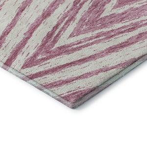 HomeRoots 8' Blush & Beige Abstract Round Rug - Washable, UV Protected, Modern Design for Any Space 669687