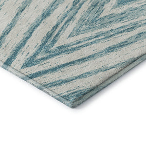 HomeRoots 8' Teal and Ivory Abstract Round Rug - Stylish, Washable, UV-Protected for Homes with Kids & Pets 669741