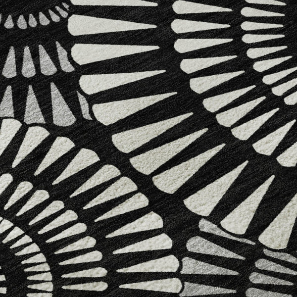 HomeRoots 5' X 8' Black And Ivory Geometric Area Rug - Washable, Stain-Resistant, UV Protected for All Spaces 669753