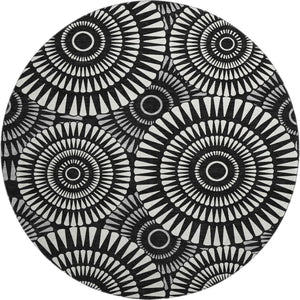 HomeRoots 8' Black And Ivory Geometric Round Rug - Washable, UV Protected & Perfect for High-Traffic Areas 669754