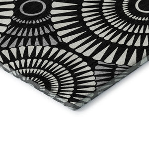 HomeRoots 10' X 14' Black And Ivory Geometric Area Rug - Washable, Durable, UV Protected for High Traffic Homes 669757