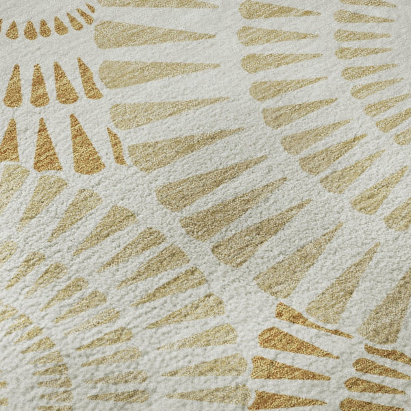 HomeRoots 8' Gold and Ivory Washable Round Rug with Geometric Design, UV Protection for Modern Living Spaces 669778