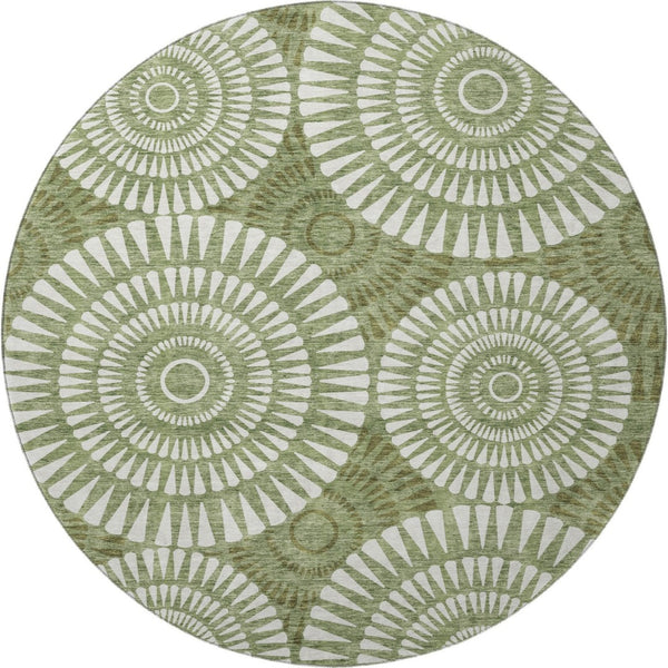 HomeRoots 8' Washable Round Rug in Green and Ivory with UV Protection, Stain Resistance & Modern Design 669790