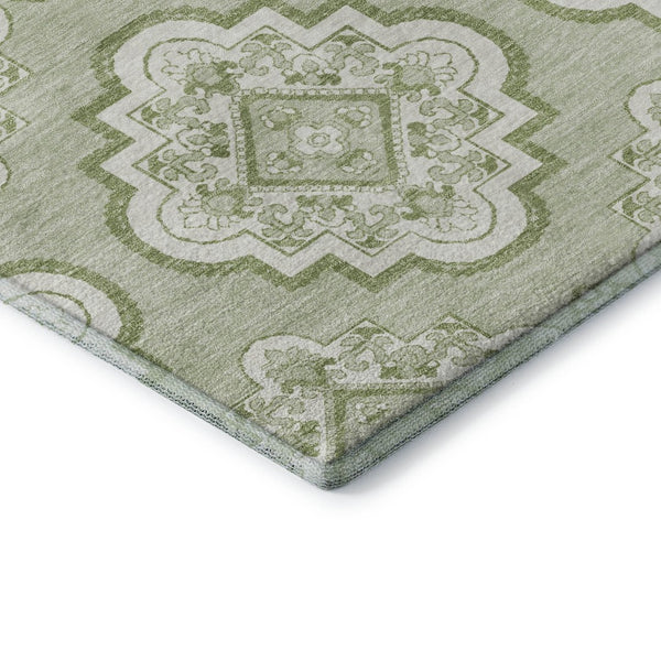 HomeRoots 8' Artichoke Green Medallion Washable Round Rug with UV Protection - Stylish & Durable for Any Space 669832
