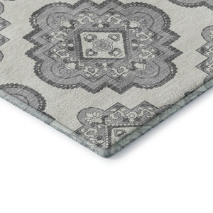 HomeRoots 5' X 8' Gray and Ivory Medallion Area Rug - Washable, UV Protected, Stain-Resistant, Durable Design 669855