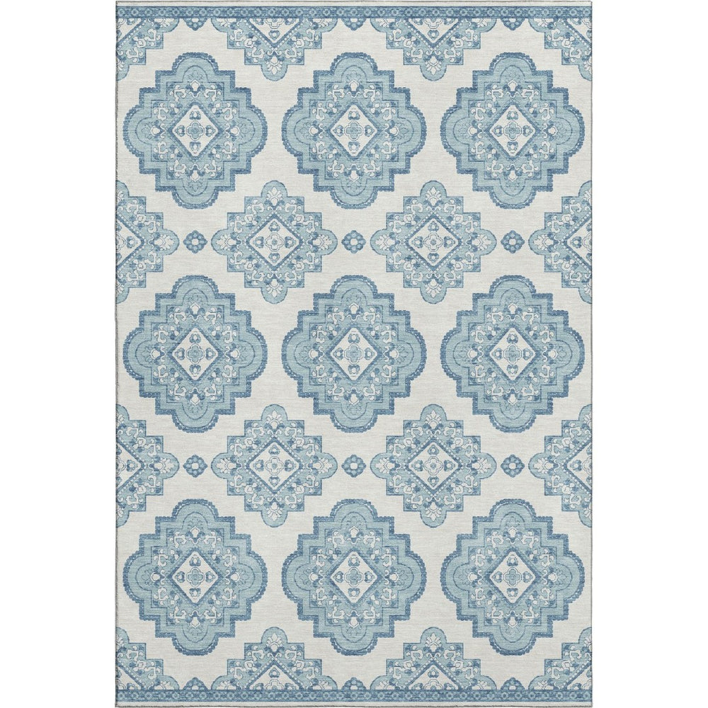 HomeRoots 10' Teal and Ivory Medallion Area Rug - Washable, UV Protected, Stain Resistant for Homes & Patios 669895