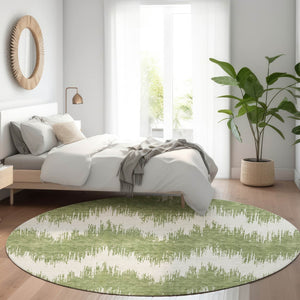 HomeRoots 8' Green And Ivory Chevron Round Rug - Washable, UV Protected, Durable Design for High-Traffic Areas 669958
