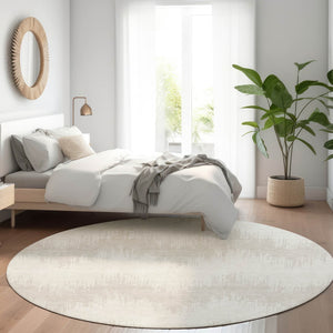 HomeRoots 8' Ivory and Beige Chevron Washable Round Rug - Stylish, Durable, UV-Protected for High-Traffic Areas 669964