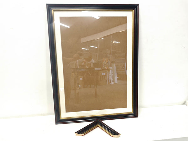 English Elm 24x32 Solid Wood Picture Frame with Replaceable Canvas, Organic Acrylic Glass, Elegant Wall Art Decor Black T3976P383250