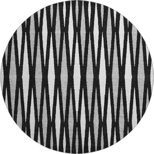 HomeRoots 8' Black Ivory and Gray Geometric Washable Round Rug - UV Protected, Durable, Easy-Care Design! 670024