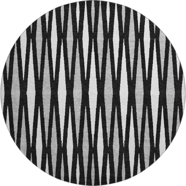 HomeRoots 8' Black Ivory and Gray Geometric Washable Round Rug - UV Protected, Durable, Easy-Care Design! 670024