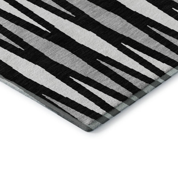 HomeRoots 10' X 14' Geometric Area Rug in Black, Ivory, and Gray – Washable, UV-Protected, Stain-Resistant Design 670027
