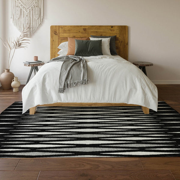 HomeRoots 10' X 14' Geometric Area Rug in Black, Ivory, and Gray – Washable, UV-Protected, Stain-Resistant Design 670027