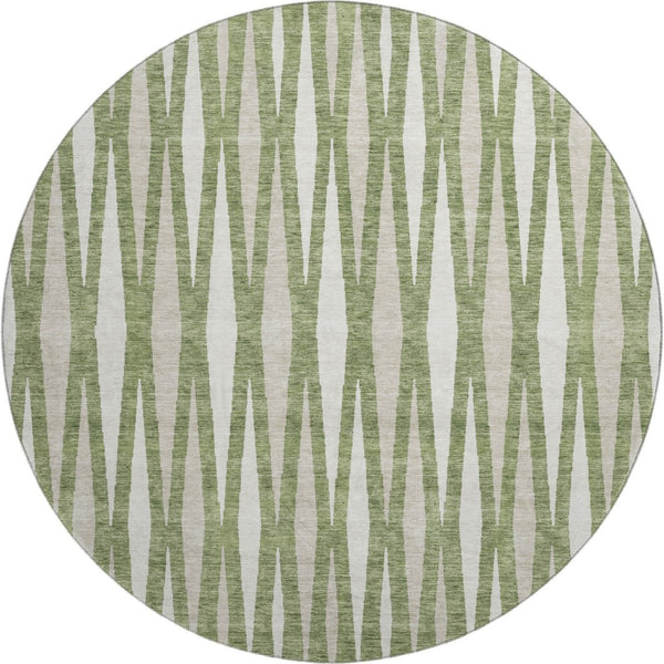 HomeRoots 8' Green and Ivory Geometric Washable Round Rug - Stylish, Durable, UV-Protected for Every Home 670054