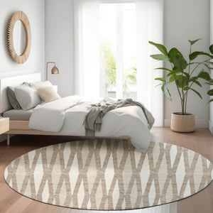 HomeRoots 8' Taupe and Ivory Geometric Washable Round Rug - Durable, Stylish, UV Protected for High-Traffic Areas 670078