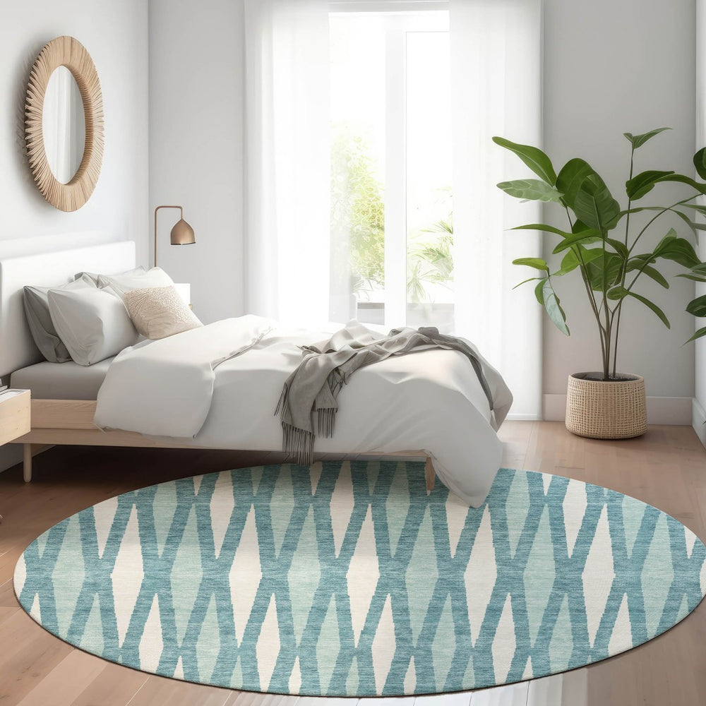 HomeRoots 8' Teal And Ivory Geometric Round Rug - Washable, UV Protective, Durable, Stylish for Any Space! 670084