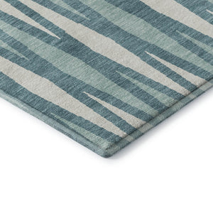 HomeRoots 8' Teal And Ivory Geometric Round Rug - Washable, UV Protective, Durable, Stylish for Any Space! 670084