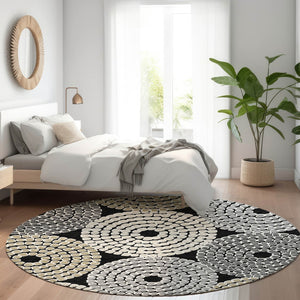 HomeRoots 8' Modern Black Beige Ivory Geometric Round Rug - Washable, UV Protected, Durable for High-Traffic Areas 670102