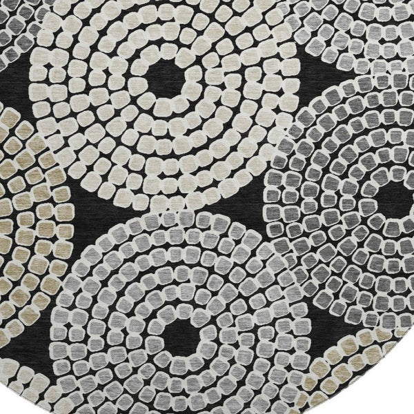 HomeRoots 8' Modern Black Beige Ivory Geometric Round Rug - Washable, UV Protected, Durable for High-Traffic Areas 670102