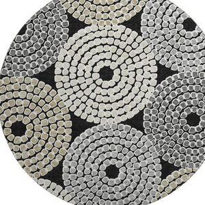 HomeRoots 8' Modern Black Beige Ivory Geometric Round Rug - Washable, UV Protected, Durable for High-Traffic Areas 670102