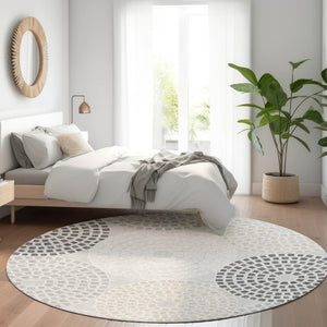 HomeRoots 8' Gray Charcoal & Silver Geometric Round Rug - Washable, UV-Protected, Durable for High-Traffic Areas 670114