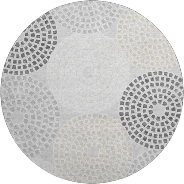 HomeRoots 8' Gray Charcoal & Silver Geometric Round Rug - Washable, UV-Protected, Durable for High-Traffic Areas 670114