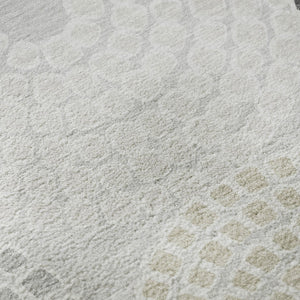 HomeRoots 8' Gray Charcoal & Silver Geometric Round Rug - Washable, UV-Protected, Durable for High-Traffic Areas 670114