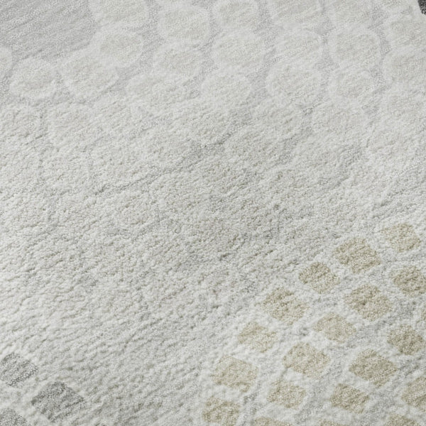HomeRoots 8' Gray Charcoal & Silver Geometric Round Rug - Washable, UV-Protected, Durable for High-Traffic Areas 670114