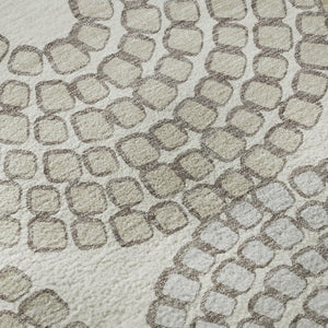HomeRoots 8' Ivory Beige and Taupe Geometric Washable Round Rug - Stylish, Durable, and UV Protected Design! 670120