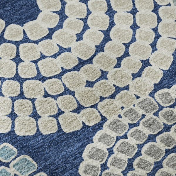 HomeRoots 8' Stylish Navy Blue, Gray & Beige Geometric Round Rug - Washable, UV-Protected, Ideal for Homes 670138