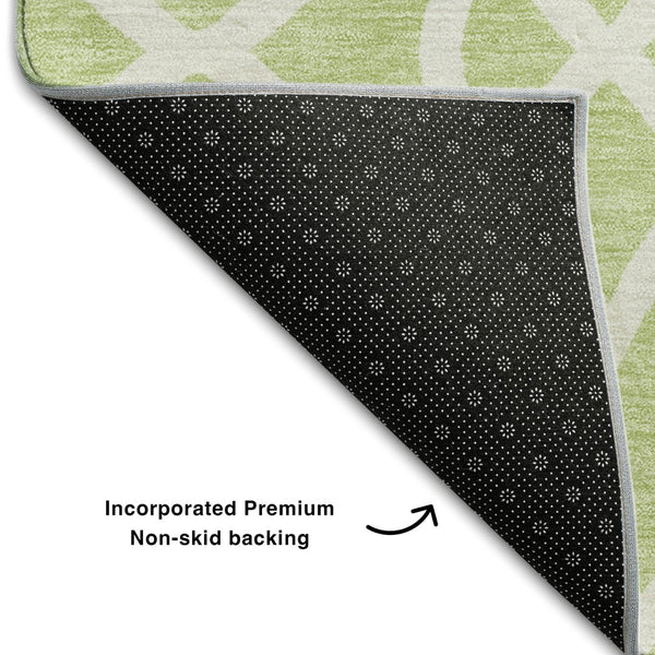 HomeRoots 5' X 8' Artichoke Green Trellis Area Rug - Washable, UV-Protected, Stylish & Stain-Resistant Decor 670233
